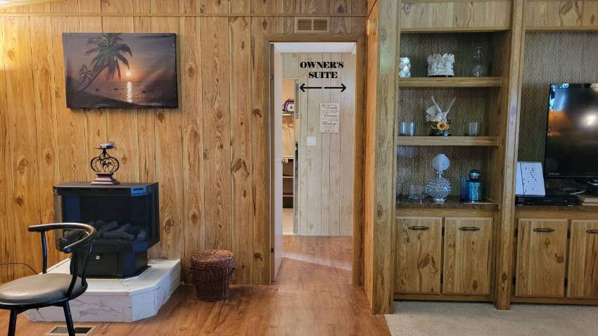 81 Stebbins Drive a Winter Haven, FL Mobile or Manufactured Home for Sale